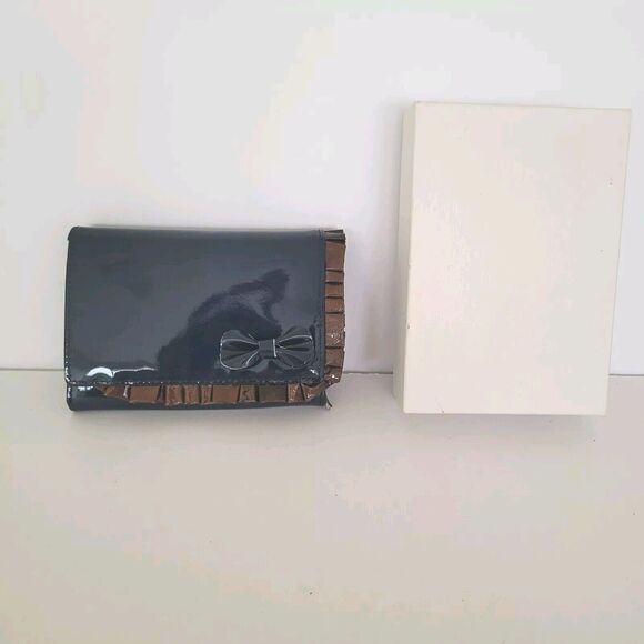 HAK Wallet Leather Blue Green Bow Ruffle Card Bill Coin Medium Bifold Rare New - Picture 2 of 11